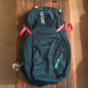 camelbak daystar